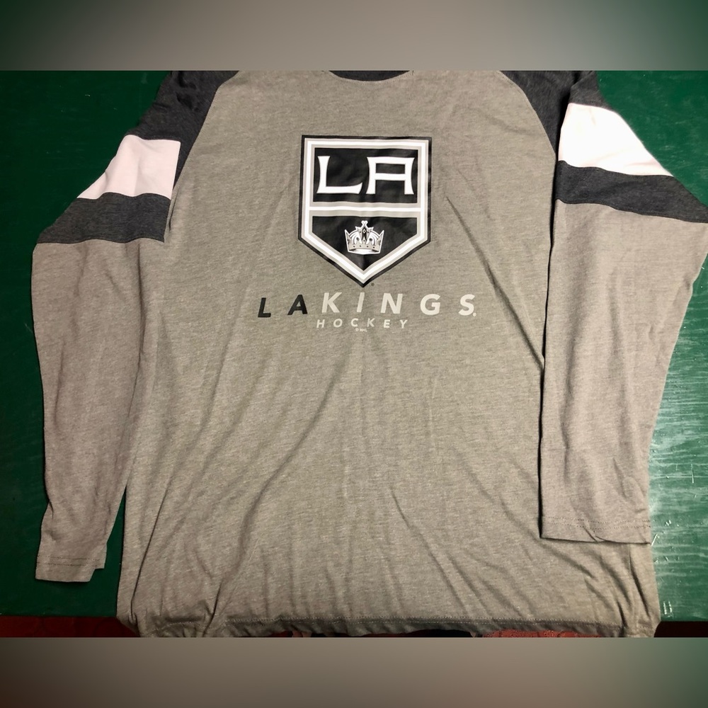 NHL LA Kings Long Sleeve XL Shirt